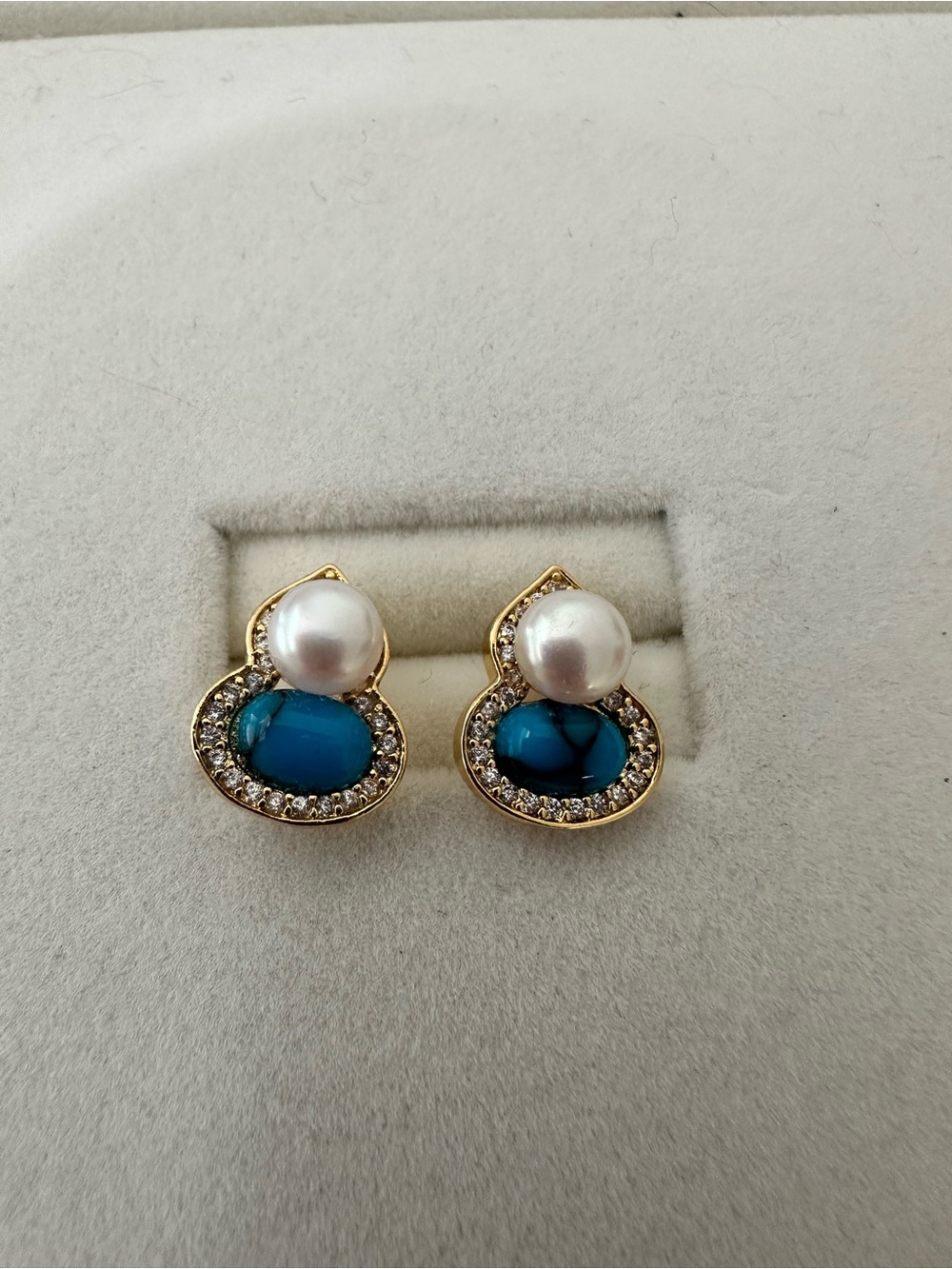 Genuine Freshwater Pearl Gourd Stud Earrings Hulu 14K Gold Plated